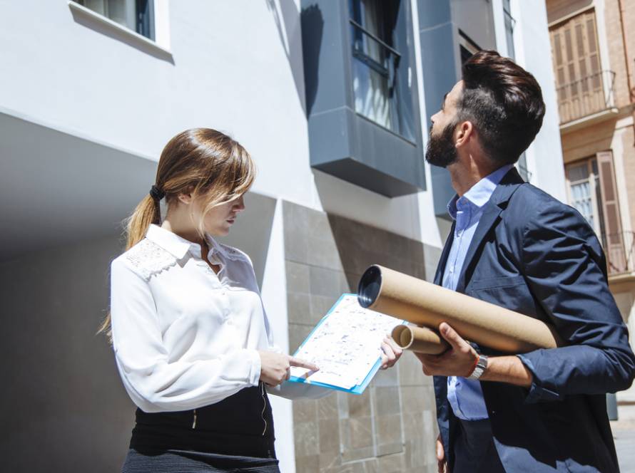 real-estate-agents-front-building